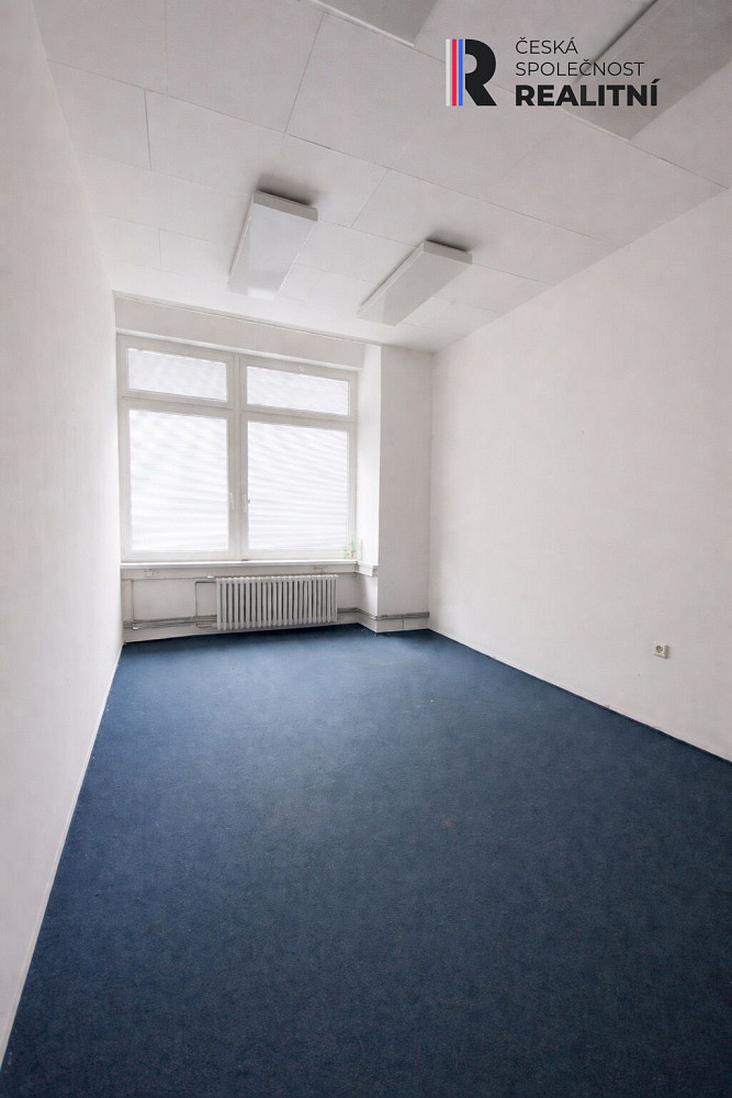 Pronájem kanceláře 62 m² – fotografie 3