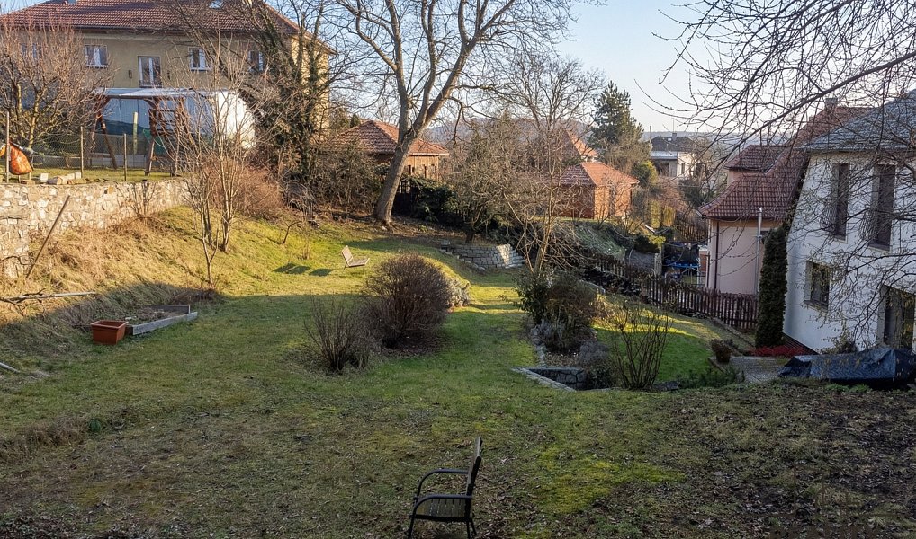 Prodej stavebního pozemku 737 m², Praha – náhled fotky 9