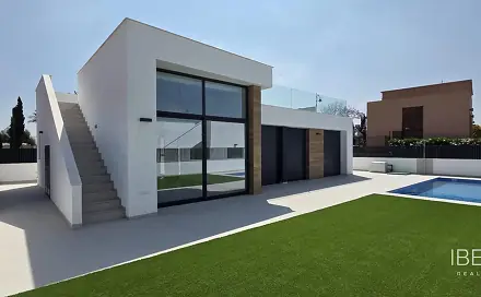 Prodej domu 86 m² s pozemkem 331 m², Alhama De Murcia, Španělsko