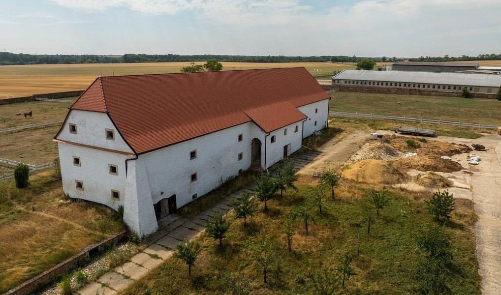 Prodej domu 5 889 m² s pozemkem 83 936 m², Vlasatice – náhled fotky 9