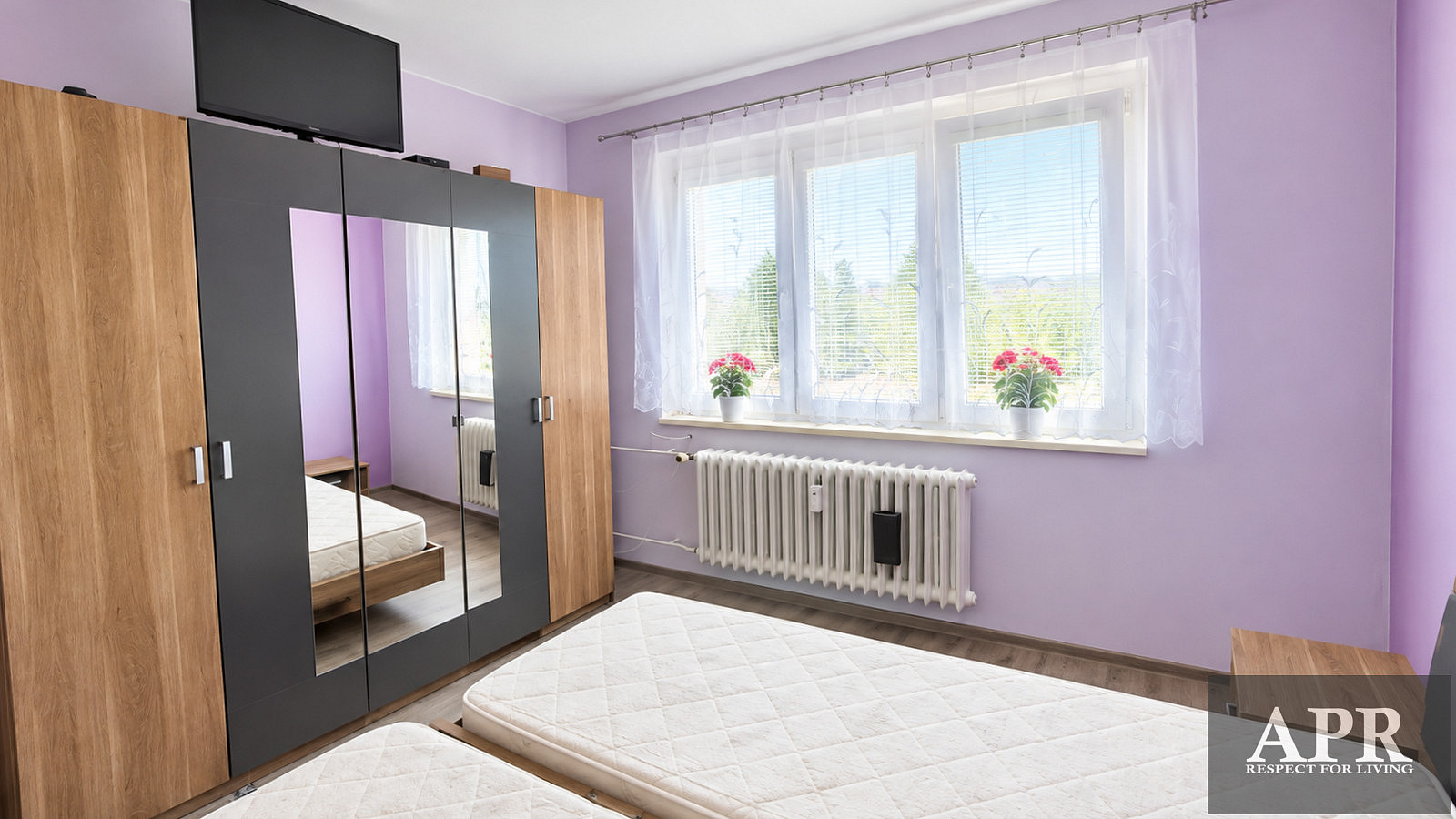 Pronájem bytu 2+1 58 m² – fotografie 3