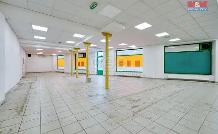 Pronájem obchodních prostor 223 m², Náves republiky, Šťáhlavy, okres Plzeň-město