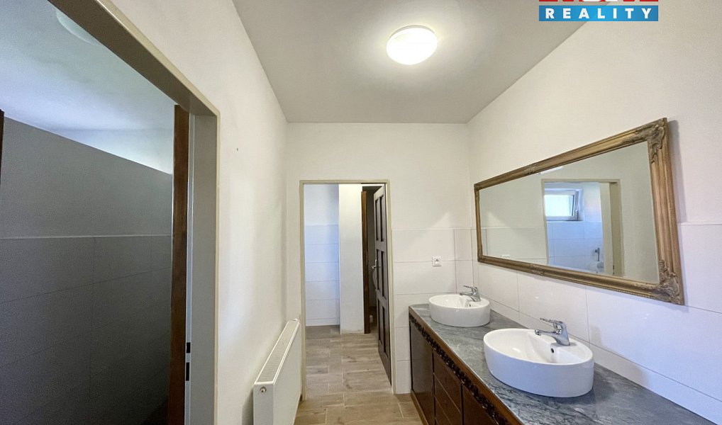 Pronájem restaurace 300 m², Blatná – náhled fotky 10