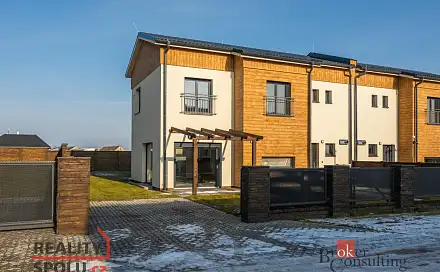 Prodej domu 139 m² s pozemkem 458 m², Jaroměřská, Hradec Králové - Rusek