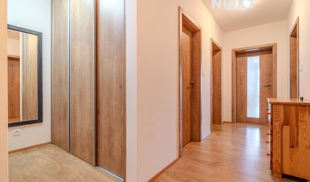 Prodej bytu 4+kk 95 m², Trhové Sviny – náhled fotky 13