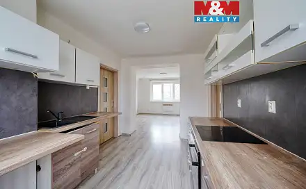 Prodej bytu 3+1 63 m², Ke Kasárnům, Mariánské Lázně - Úšovice, okres Cheb
