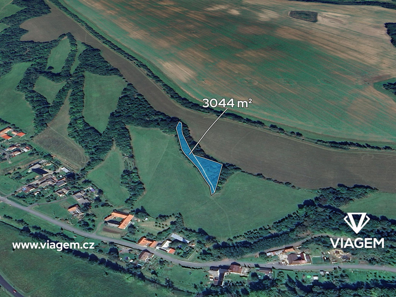 Prodej pole 3 044 m²