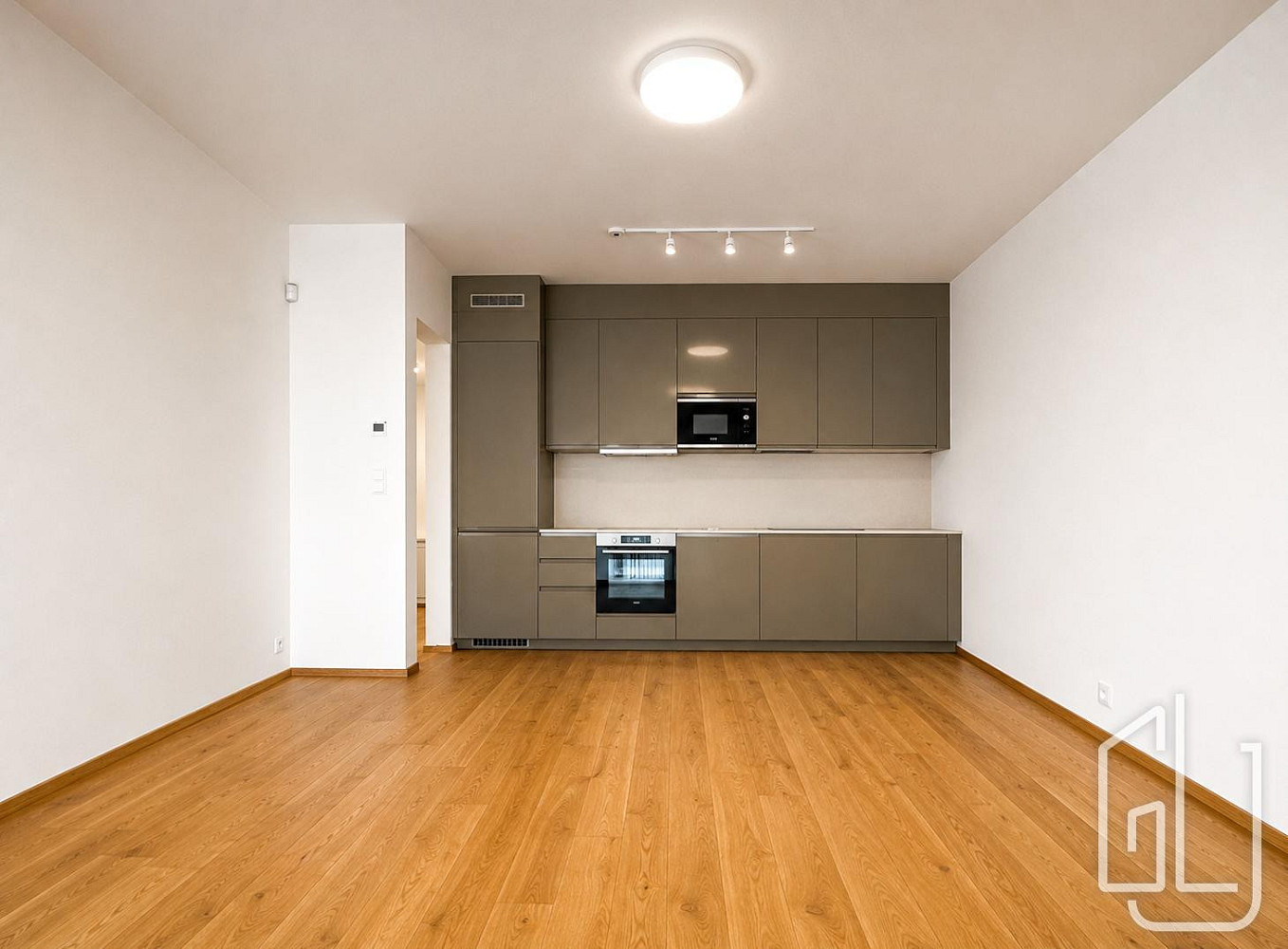 Pronájem bytu 2+kk 54 m² — photo 4