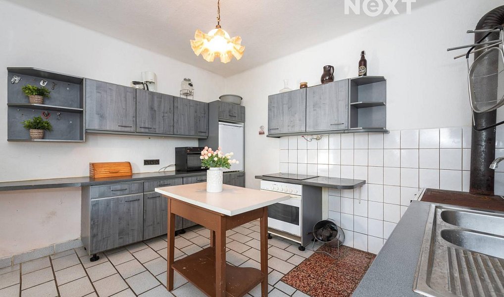 Prodej domu 170 m² s pozemkem 983 m², Drnholec – náhled fotky 2