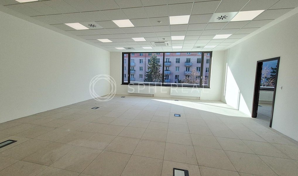 Pronájem kanceláře 1 800 m², Brno – náhled fotky 2