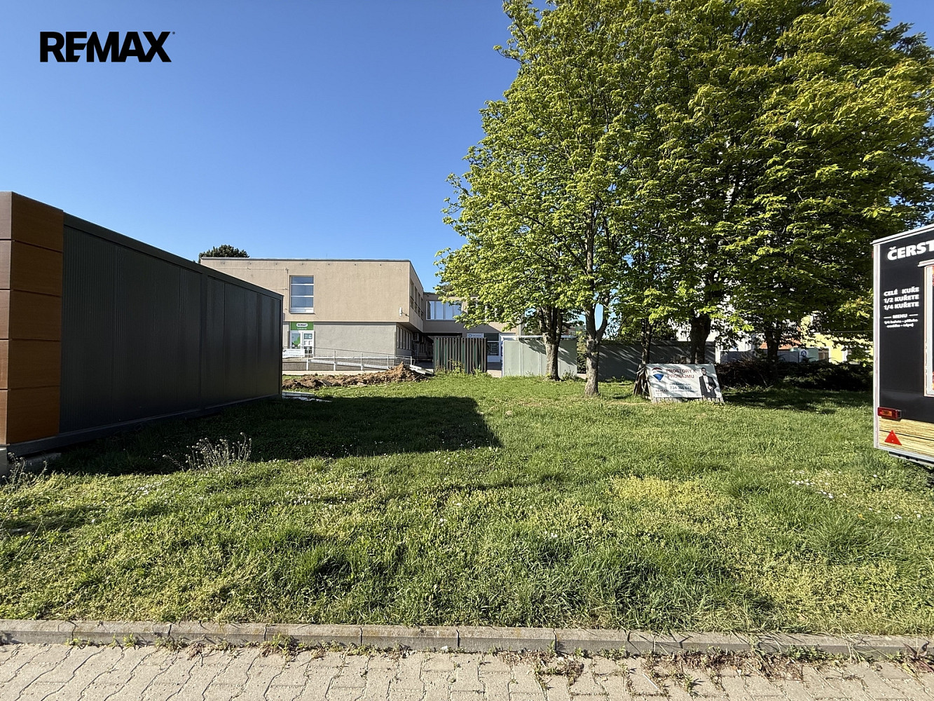 Pronájem obchodních prostor 30 m² — photo 2