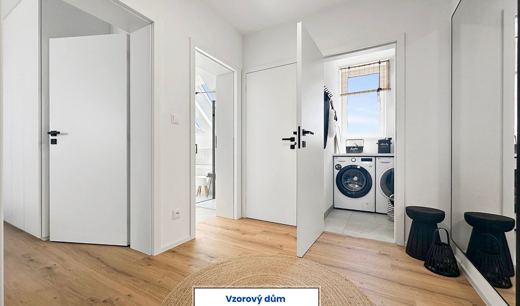 Prodej domu 132 m² s pozemkem 295 m², Strážnice – náhled fotky 24