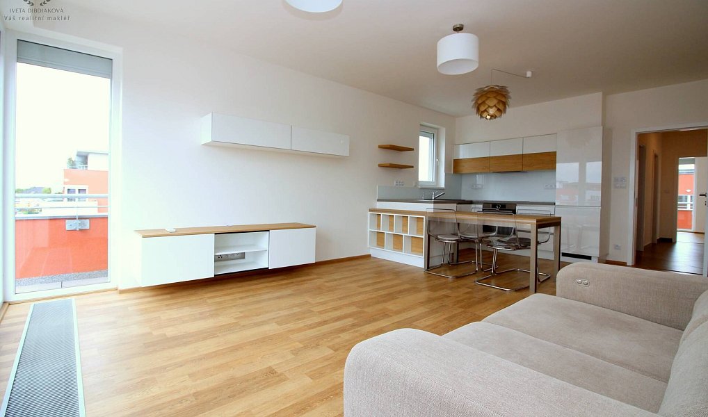 Pronájem bytu 2+kk, 71 m², Pitkovice - Praha 22, Praha