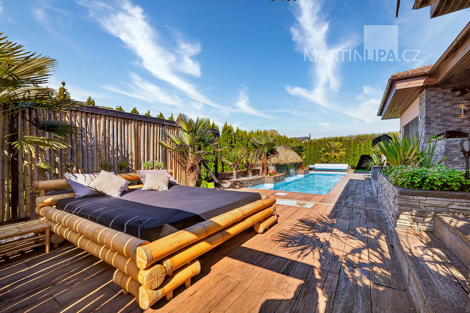 Prodej domu 258 m² s pozemkem 810 m² – fotografie 2