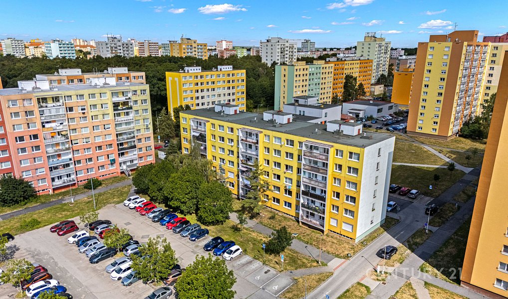 Prodej bytu 3+1 72 m², Kladno – náhled fotky 20