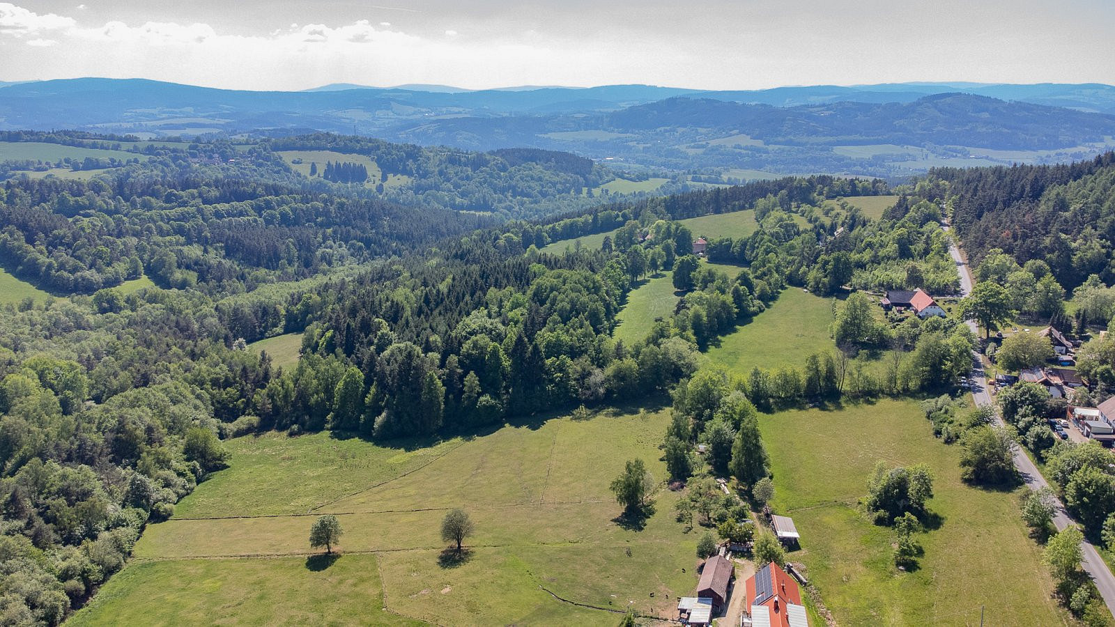 Prodej stavebního pozemku 3 500 m² – fotografie 5