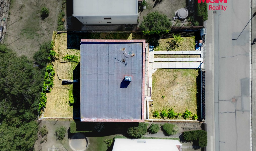 Prodej domu 180 m² s pozemkem 466 m², Chvaletice – náhled fotky 25