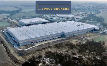 Pronájem skladovacích prostor 4 300 m², Lužec nad Vltavou, okres Mělník