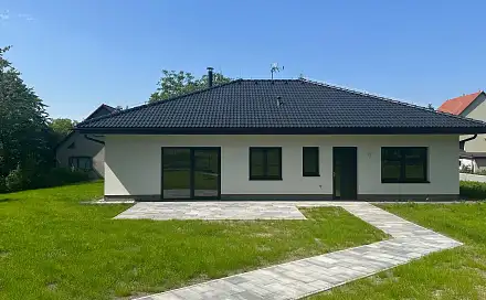 Prodej domu 200 m² s pozemkem 1 180 m², V Lísku, Březová-Oleško, okres Praha-západ