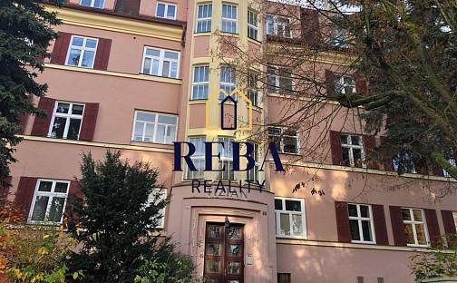 Prodej bytu 3+1 103 m², Poděbradská, Karlovy Vary