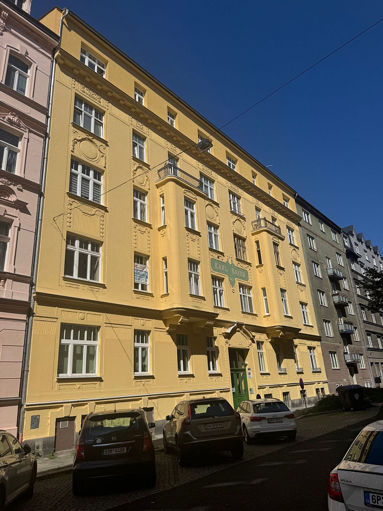 Prodej bytu 2+1 69 m² — photo 2