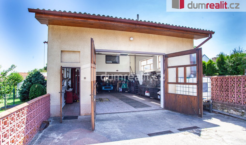 Prodej domu 321 m² s pozemkem 947 m², Netolice – náhled fotky 23