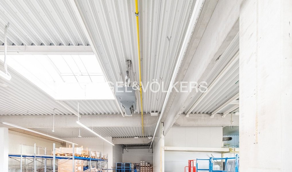 Pronájem kanceláře 199 m², Solnice – náhled fotky 11