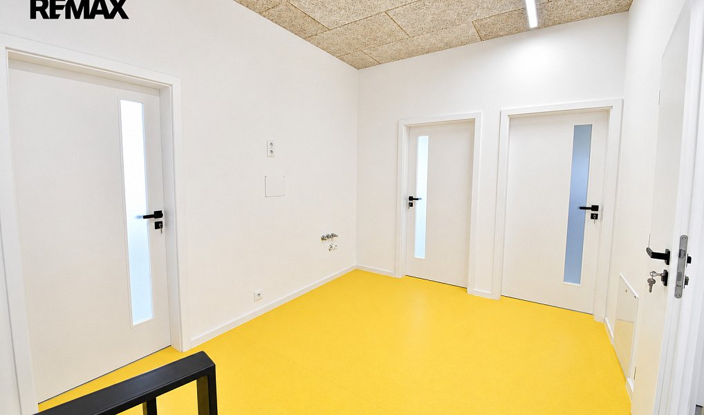 Pronájem kanceláře 110 m², Hradec Králové – náhled fotky 15
