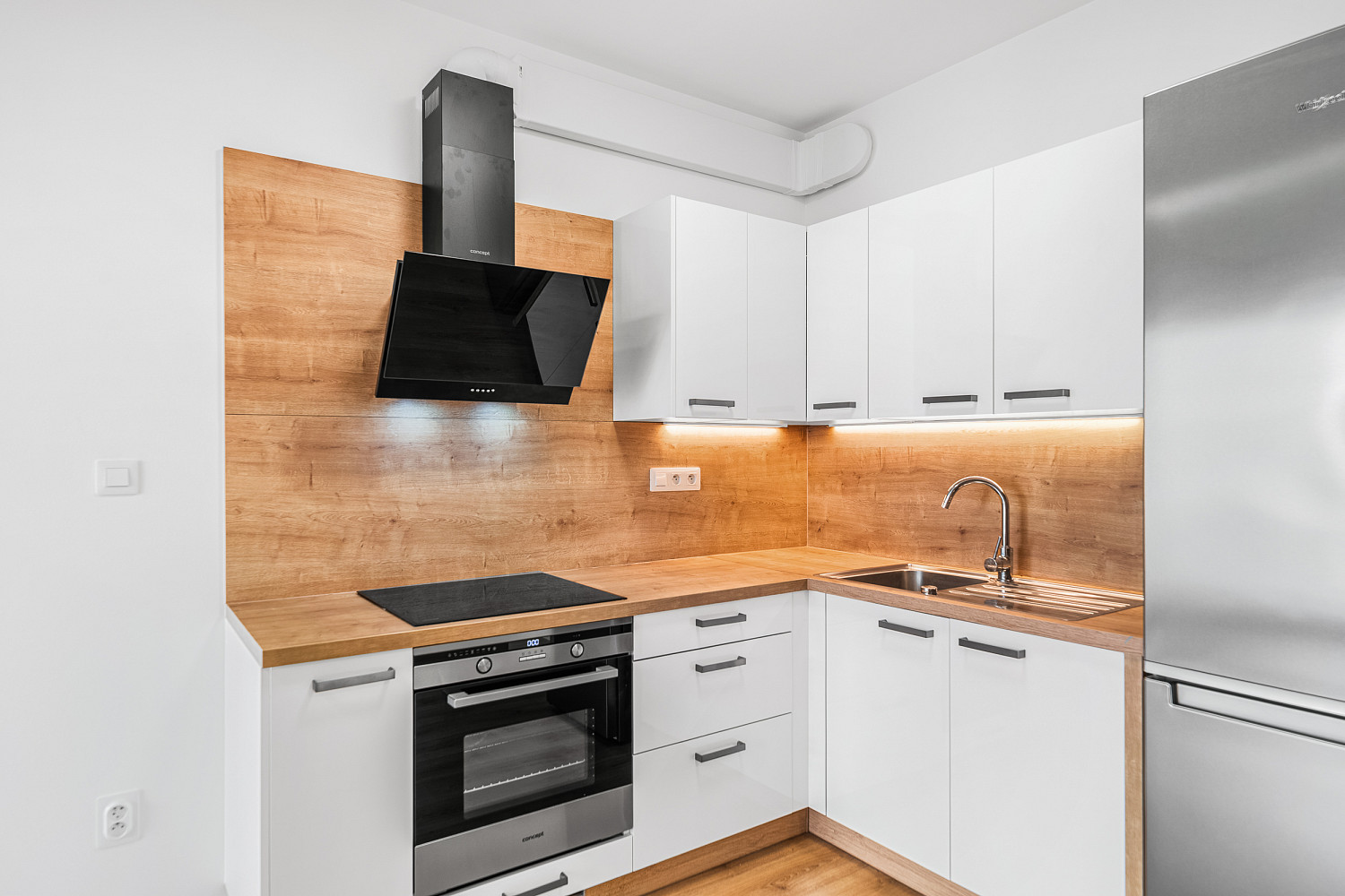 Pronájem bytu 2+kk 59 m² – fotografie 3