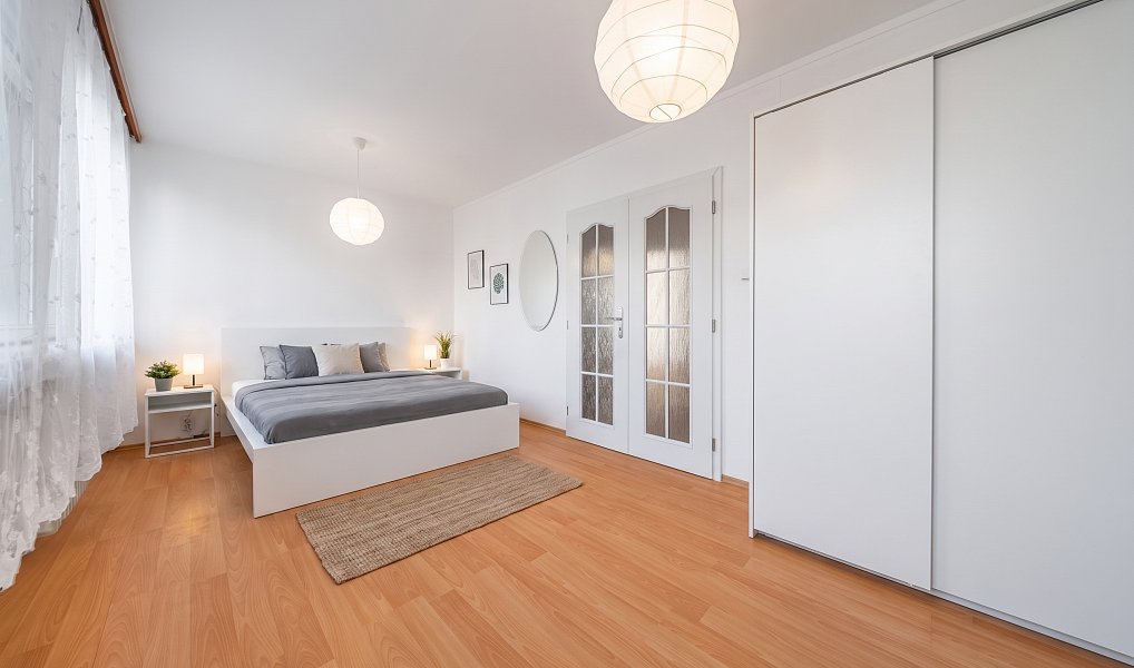 Prodej bytu 2+1 60 m², Praha – náhled fotky 2