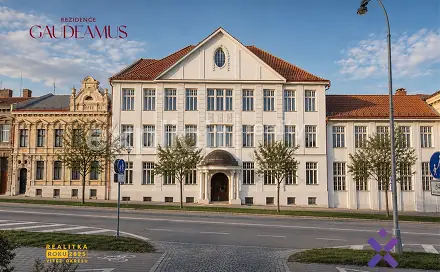 Pronájem kanceláře 211 m², Tovačovského, Kroměříž