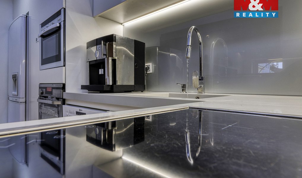 Prodej bytu 4+kk 106 m², Plzeň – náhled fotky 10