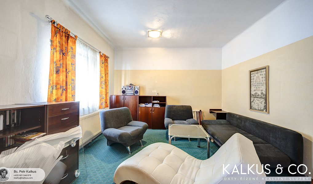 Prodej domu 177 m² s pozemkem 1 009 m², Hradec Králové – náhled fotky 9