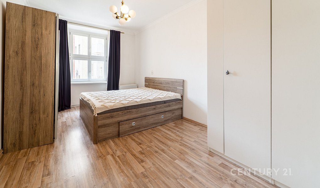 Prodej bytu 3+1 93 m², Praha – náhled fotky 12