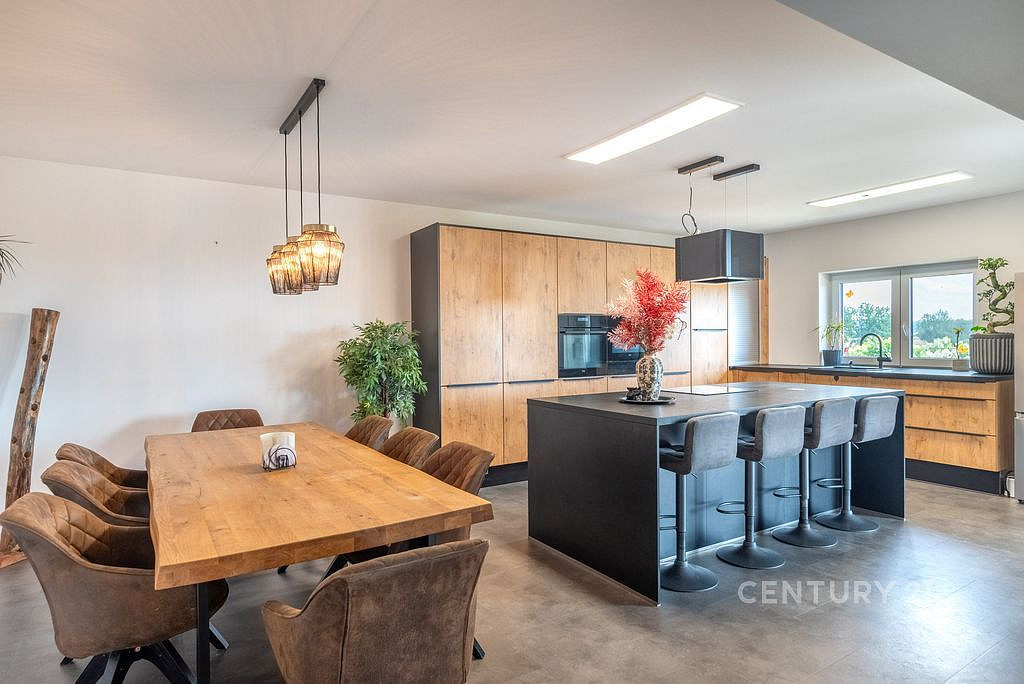 Prodej domu 260 m² s pozemkem 906 m² — photo 5