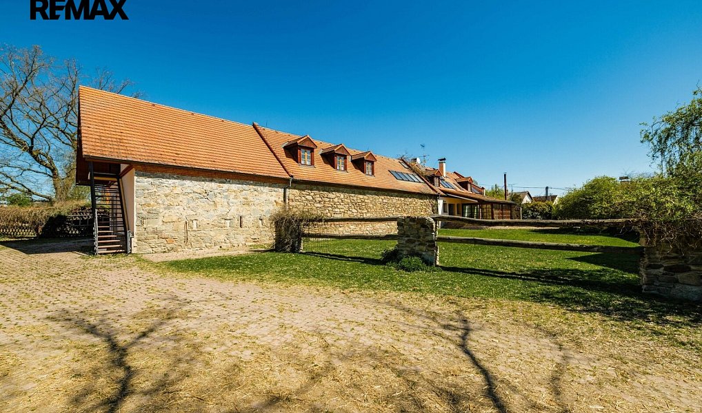 Prodej zemědělského objektu 770 m², Buzice – náhled fotky 11