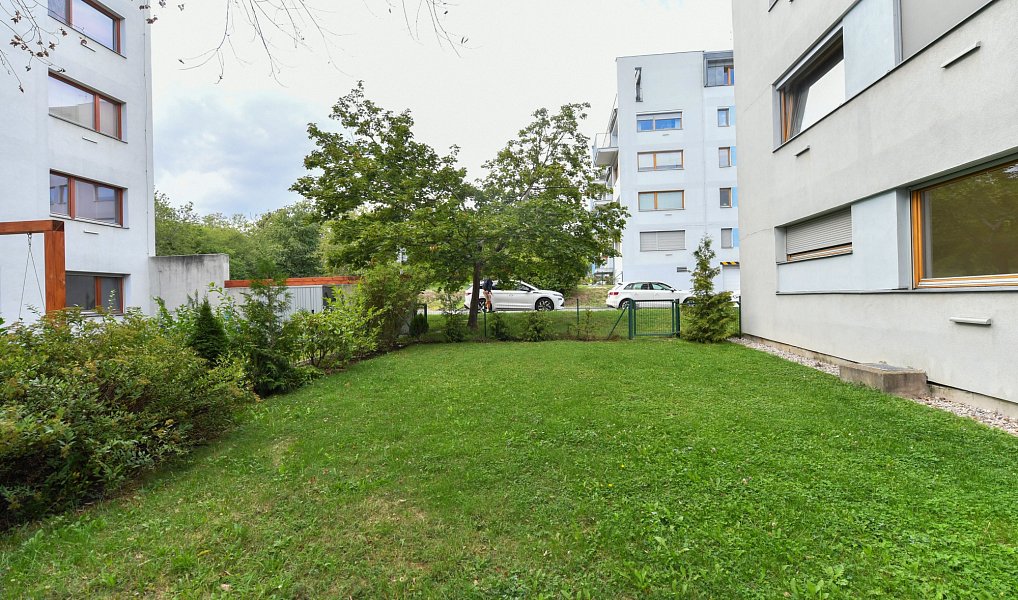 Prodej bytu 3+kk 88 m², Praha – náhled fotky 18