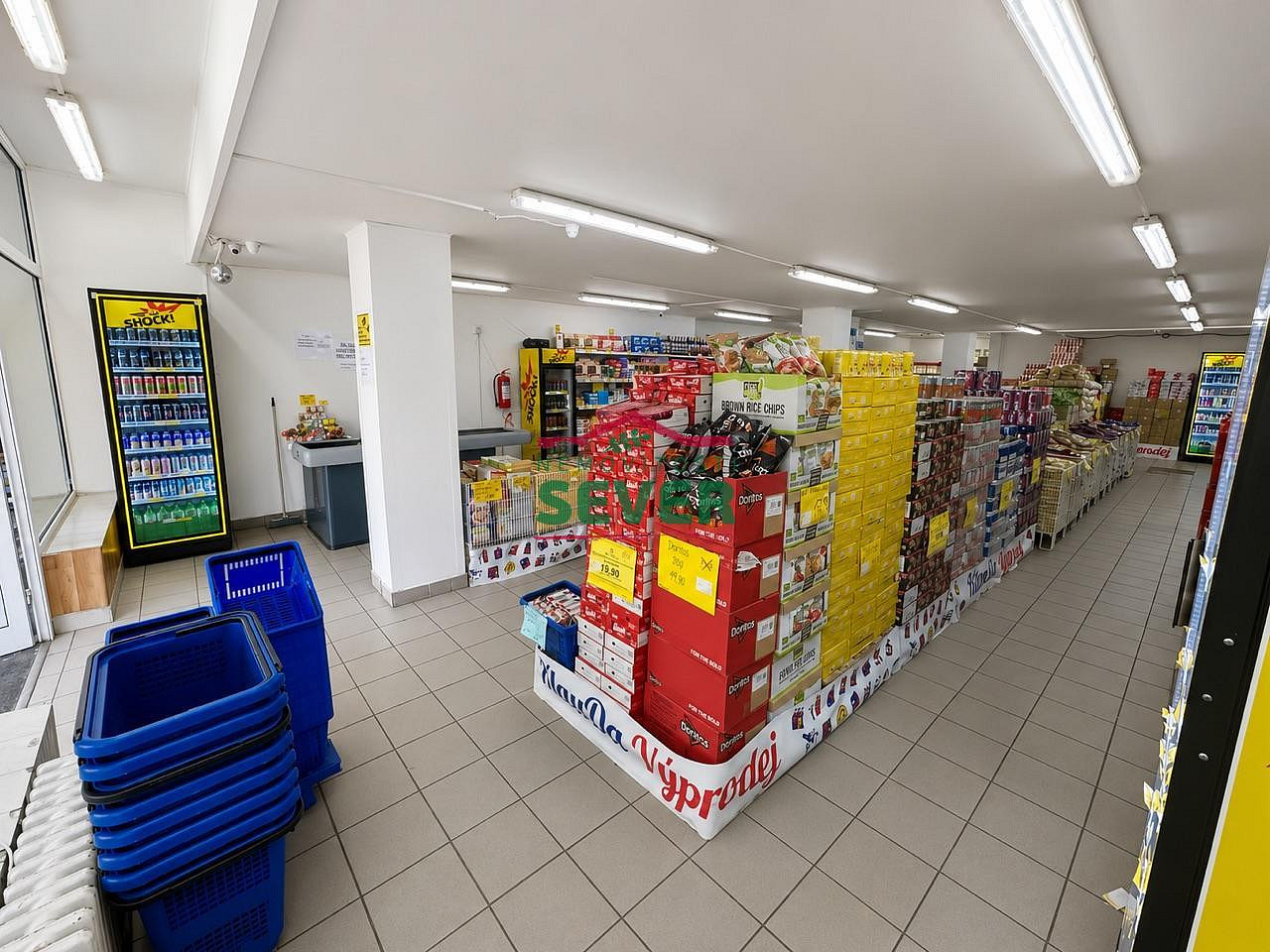 Prodej obchodních prostor 220 m² — photo 2