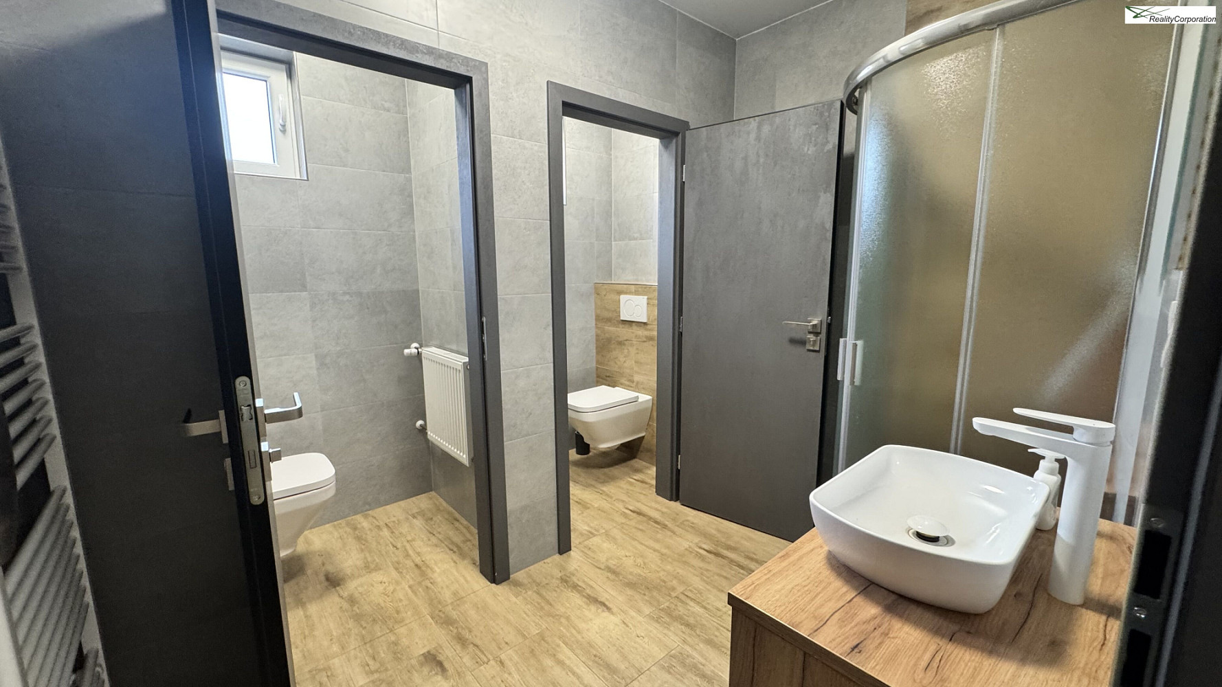 Pronájem obchodních prostor 270 m² – fotografie 2
