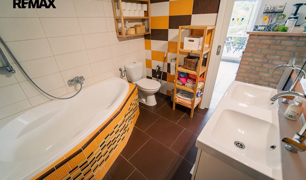 Prodej domu 230 m² s pozemkem 934 m², Koryčany – náhled fotky 12