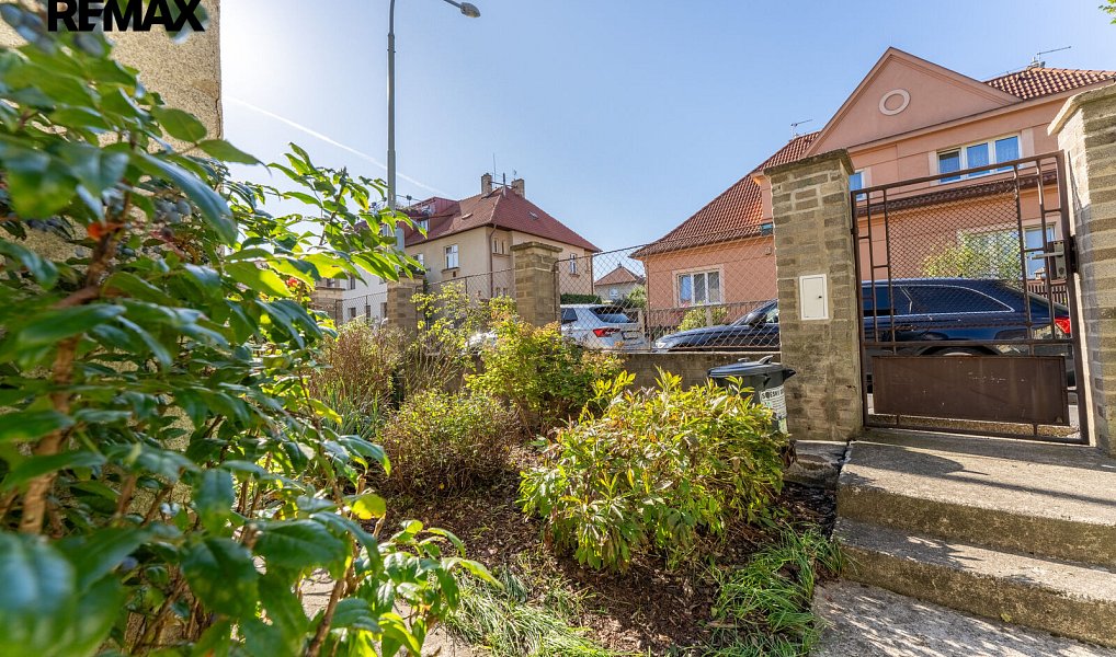 Prodej domu 210 m² s pozemkem 385 m², Praha – náhled fotky 34