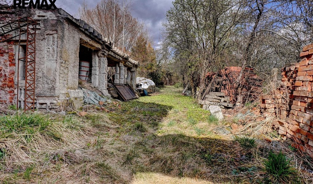 Prodej domu 1 200 m² s pozemkem 2 155 m², Lomnice – náhled fotky 30