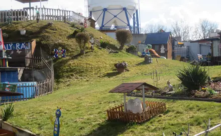 Dražba pozemku 1 598 m², Cheb