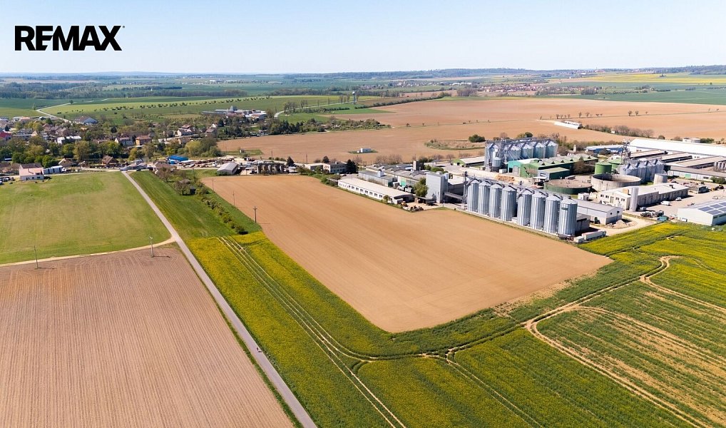 Prodej komerčního pozemku 14 294 m², Hrotovice – náhled fotky 6