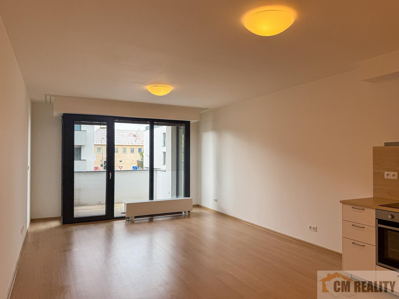 Pronájem bytu 2+kk 57 m² – fotografie 2
