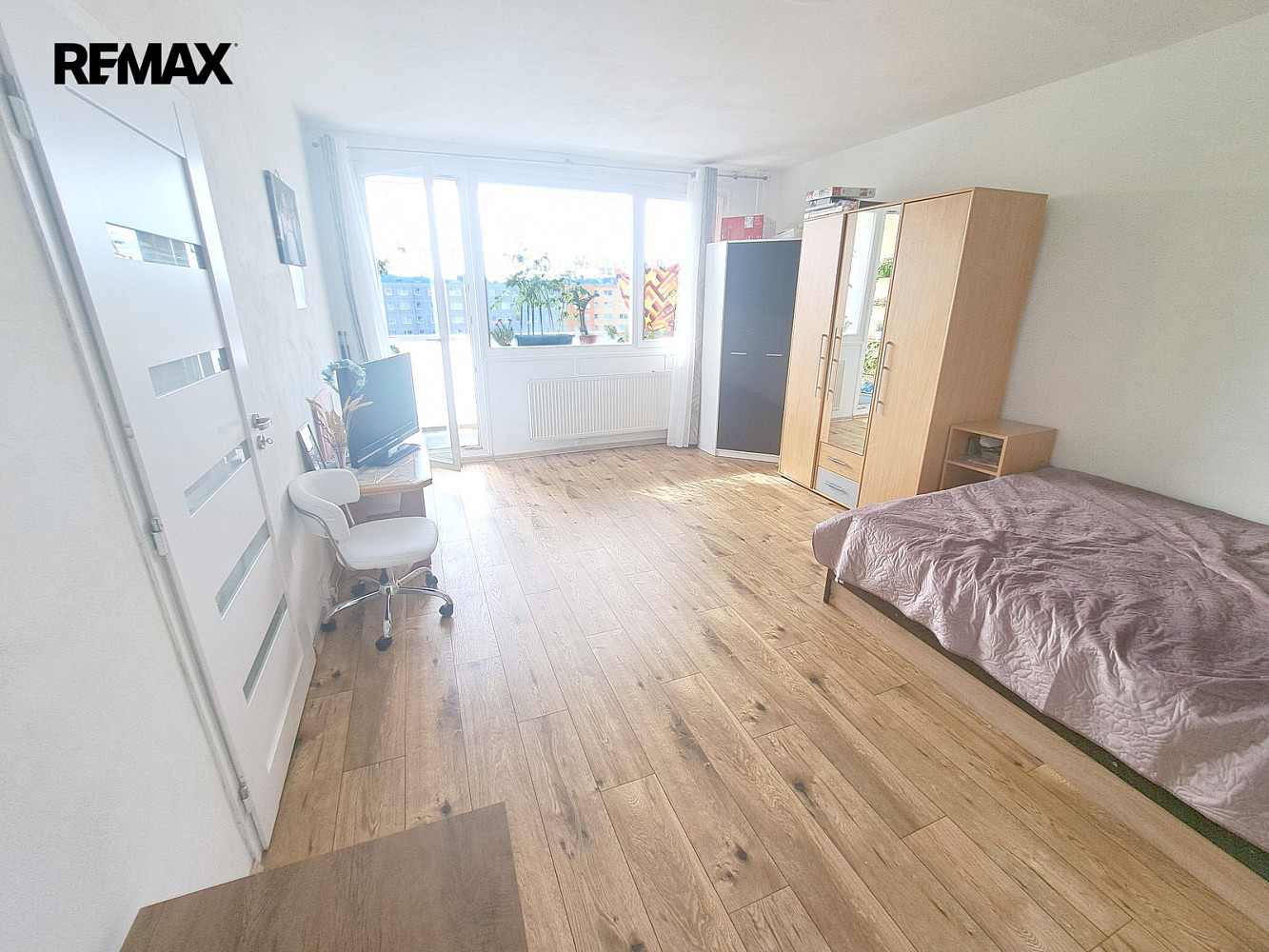 Pronájem bytu 3+1 70 m² — photo 2