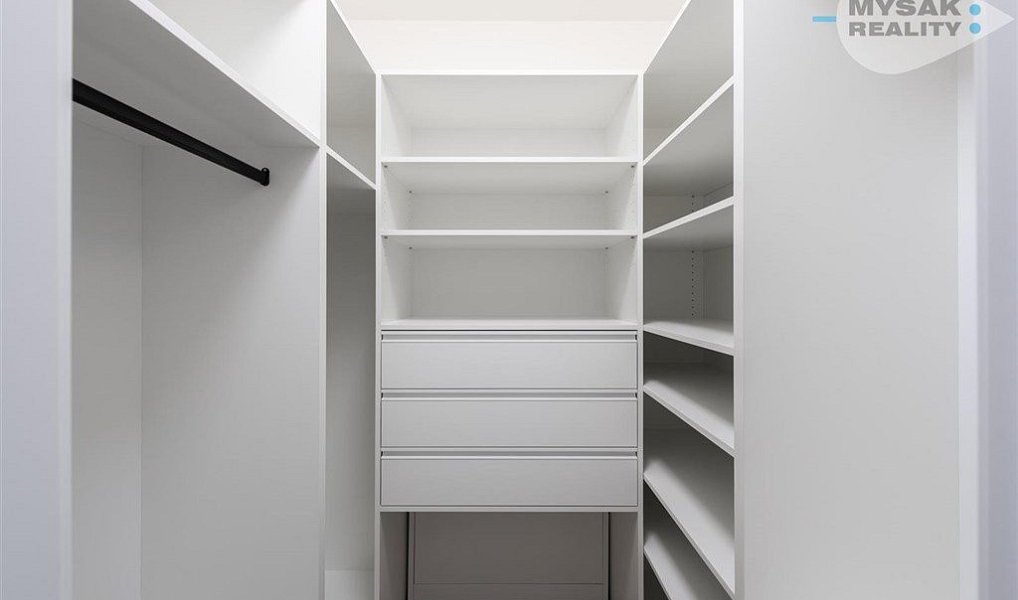 Pronájem bytu 3+kk 80 m², Praha – náhled fotky 19