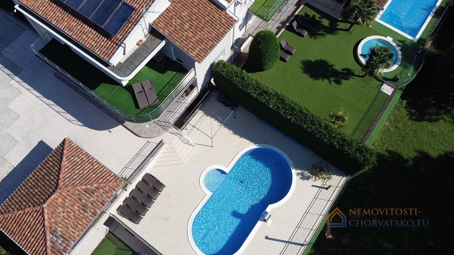 Prodej domu 400 m² s pozemkem 1 443 m² - Widok 6