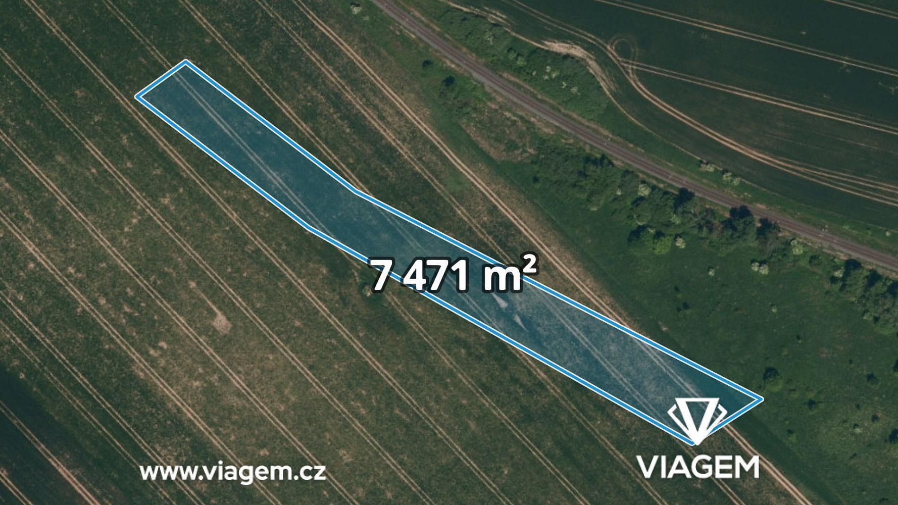 Prodej pole 3 735 m²