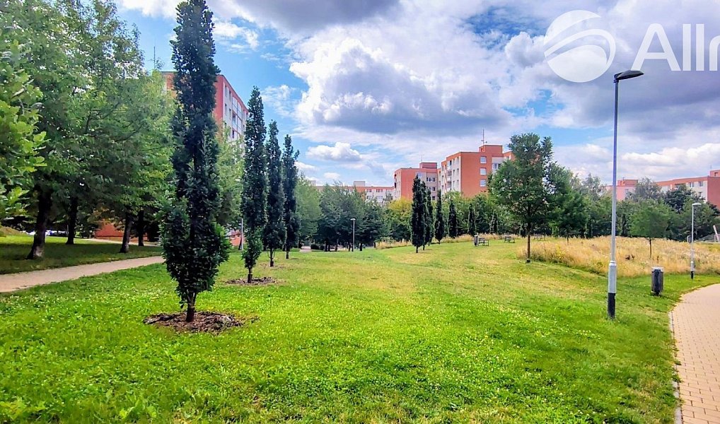Prodej bytu 1+kk 36 m², Zlín – náhled fotky 12